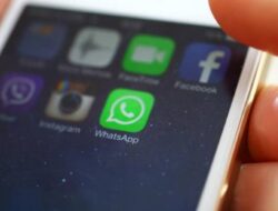 Cara Membalas Chat WhatsApp Tidak Terlihat Online