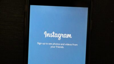 Cara Memperbaiki Instagram Blank Putih